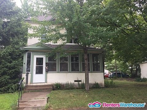 1st image of 1915 Polk St NE