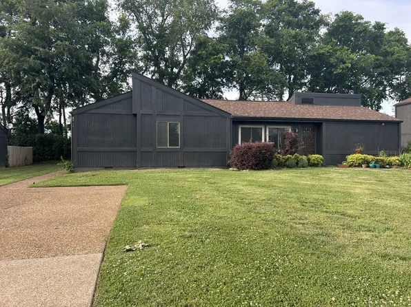 510 Doral Country Dr, Nashville, TN 37221