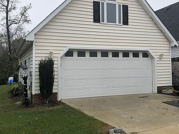 4th image of 3270 Doug Dr