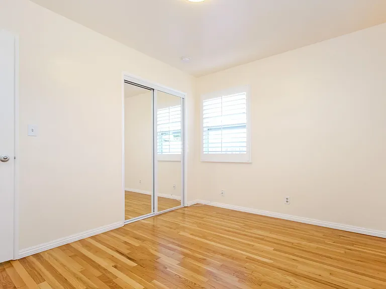 10667 Hallwood Dr — Photo 13