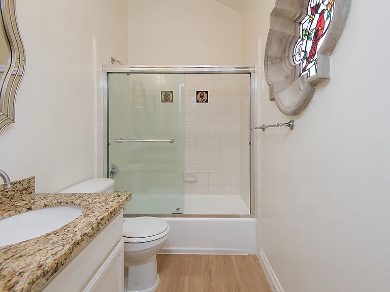 7120 Ramsgate Ave #201 — Photo 20