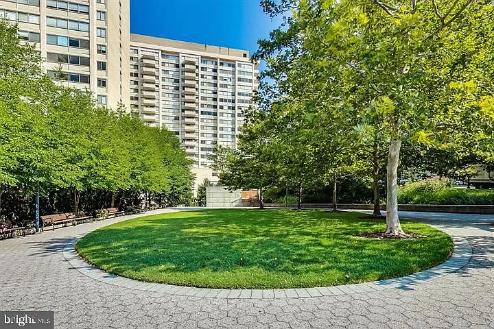 5500 Friendship Blvd #1823N — Photo 32