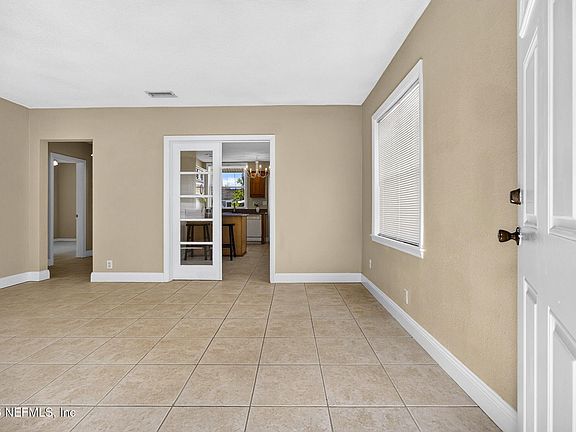 4th image of 3157 4TH STREET Circle