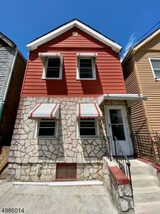 621 S 18th St, Newark, NJ, 07103