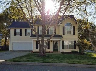 129 Slate Dr, Boiling Springs, SC 29316