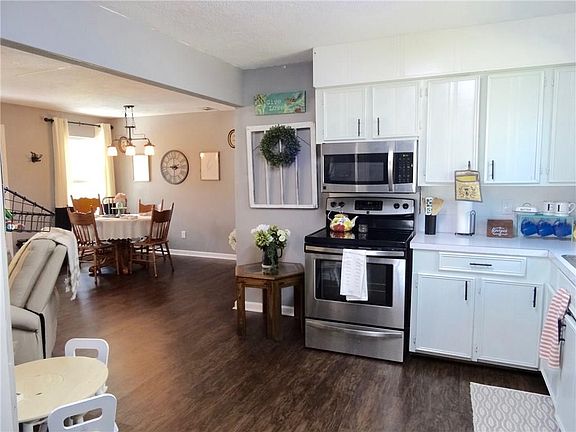 5th image of 4655 Alamitos Cir