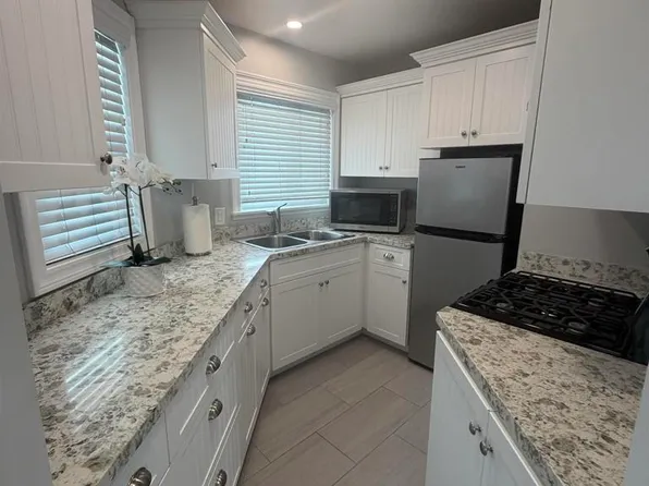 856 Olive Ave, Coronado, CA 92118