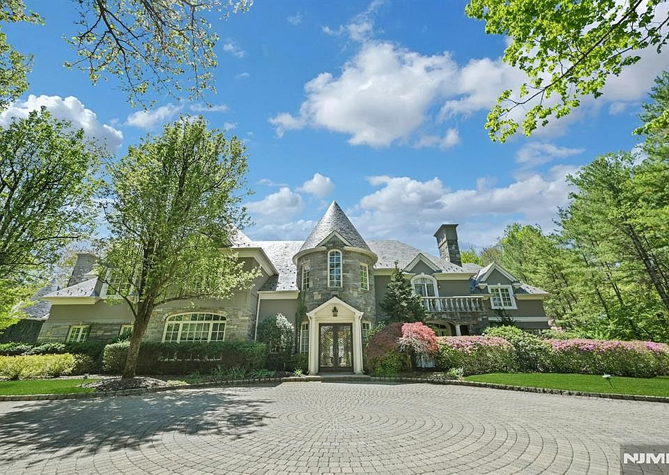 1st image of 86 Fox Hedge Rd