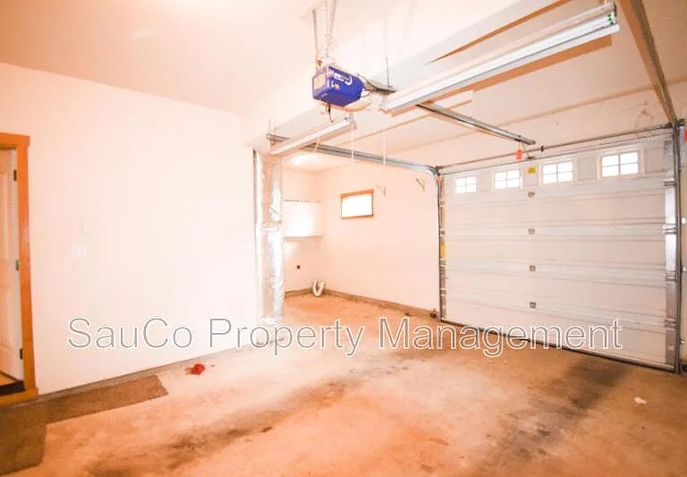 2025 Elm St #4A — Photo 9