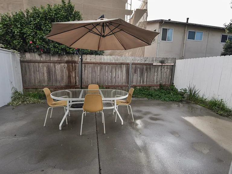 253 Dahlia Ave — Photo 31