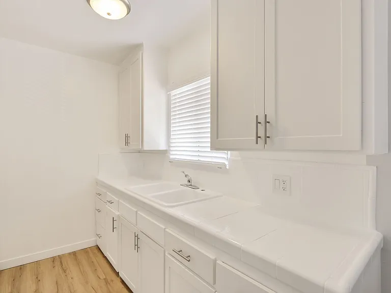 4018 Gelber Pl — Photo 9