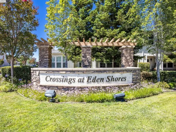29029 Caravan Ln, Hayward, CA 94545