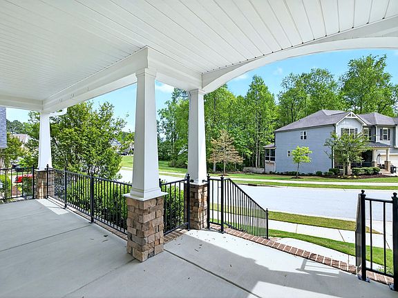 4th image of 521 Culmore Dr