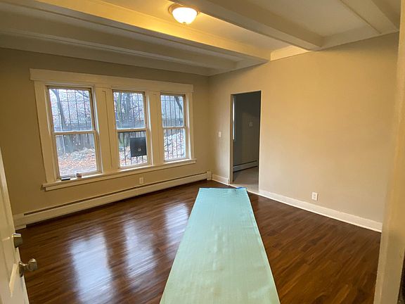 4th image of 18 N 6th St #1