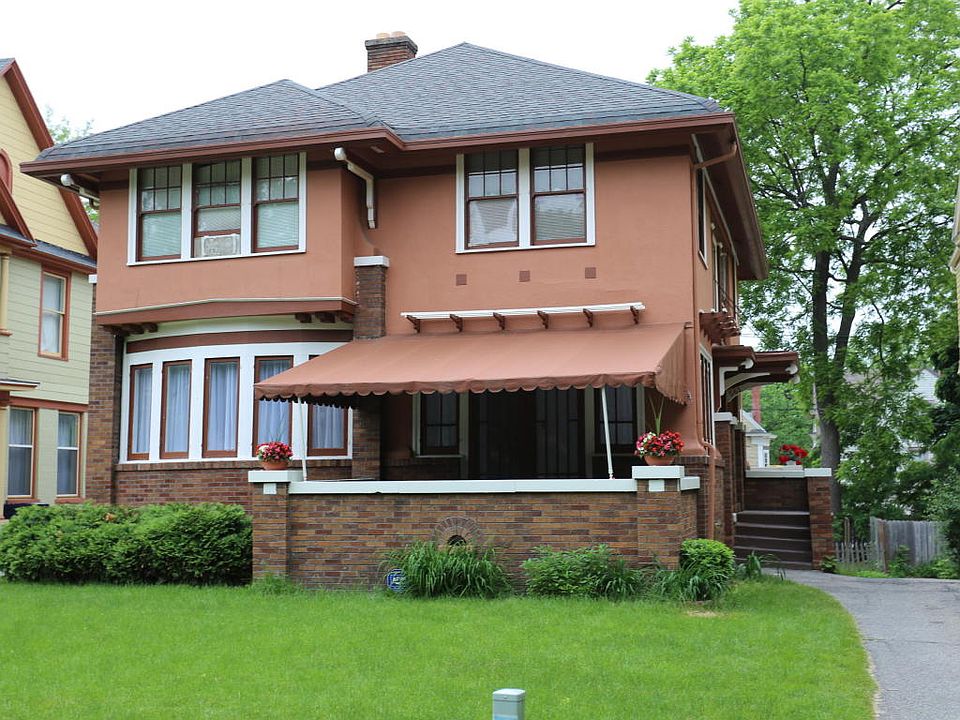 1st image of 561 Madison Ave SE