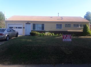 1070 Flanders Ave, Akron, OH 44314