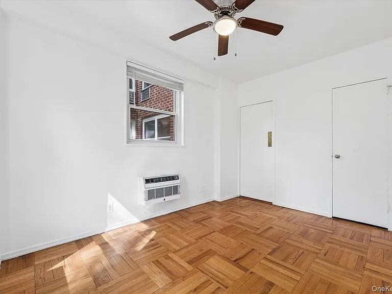 281 Garth Rd #C2H — Photo 18
