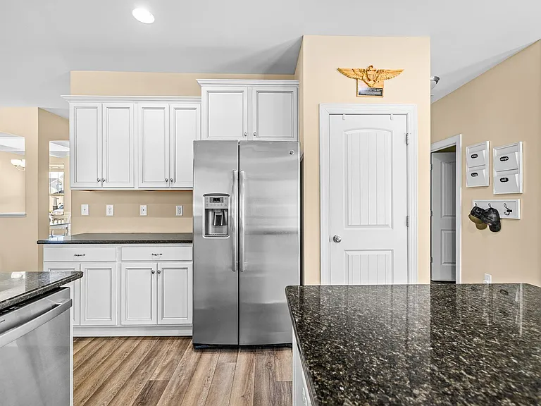 357 Belvedere Dr — Photo 15
