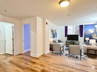 200 Market St UNIT 3213, Lowell, MA 01852