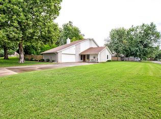 3225 Whippoorwill Ln, Enid, OK 73703