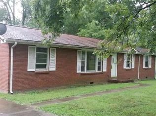 236 Pine Mountain Rd, Clarksville, TN 37042