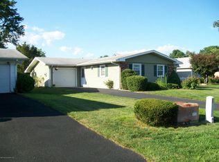 5 Kingsley Ct, Brick, NJ 08724