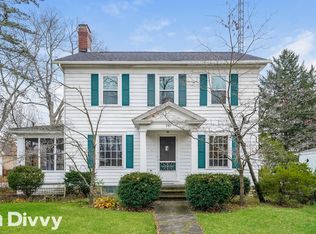 241 S Freedom St, Ravenna, OH