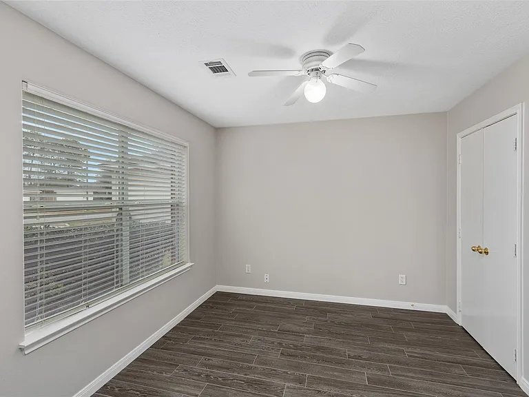 16302 Many Trees Ln — Photo 5