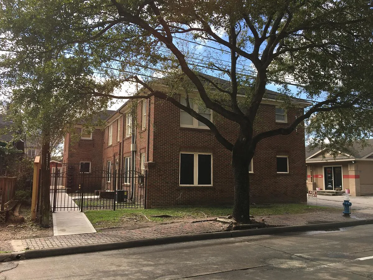 1 bed, 780 sqft, $1,250 — Photo 2