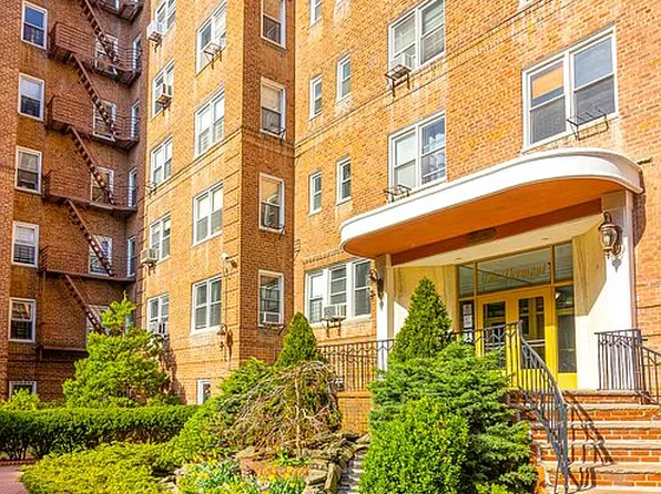 99-41 64th Ave #C10, Queens, NY 11374