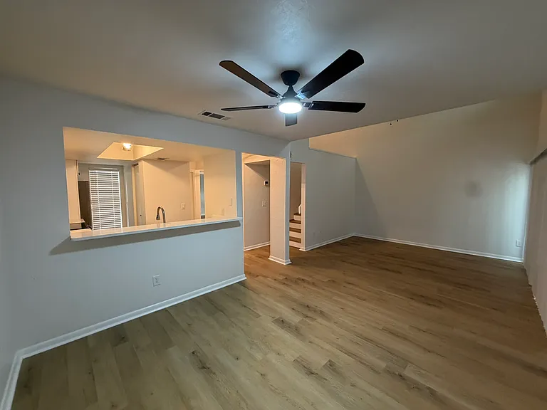 5424 SW 4th Pl — Photo 7