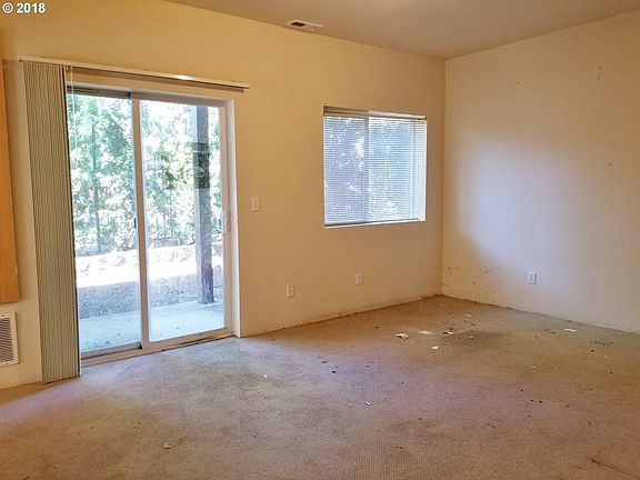 3rd image of 5264 NE 121st Ave APT 295