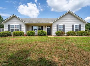 204 Daytona Ln, Piedmont, SC 29673