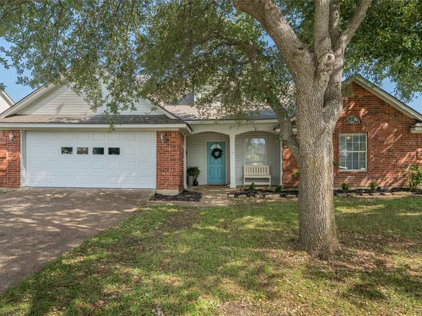 10161 Aragon Dr, Waco, TX 76708