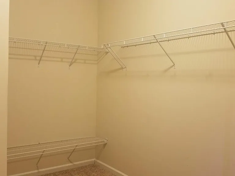 411 Cyrus Thompson Dr — Photo 13