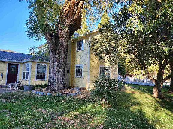 3rd image of 6825 Main St