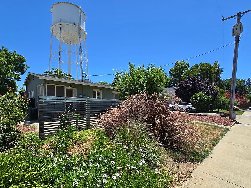 1st image of 2812 Saint Bonaventure Dr
