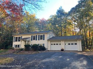 112 Elk Ln, Saylorsburg, PA 18353