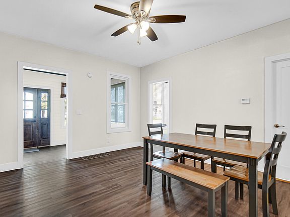 4th image of 701 Ridge St