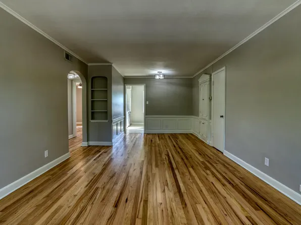 9015 W North Ave #4, Milwaukee, WI 53226