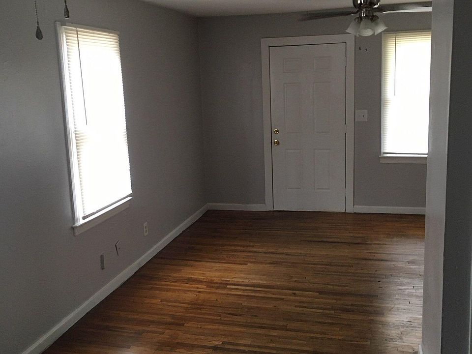 kitchen to living room