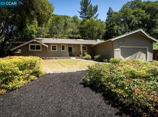 18 Easton Ct, Orinda, CA 94563