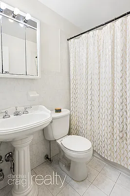 Rented by D'Andrea Craig Realty | media 2