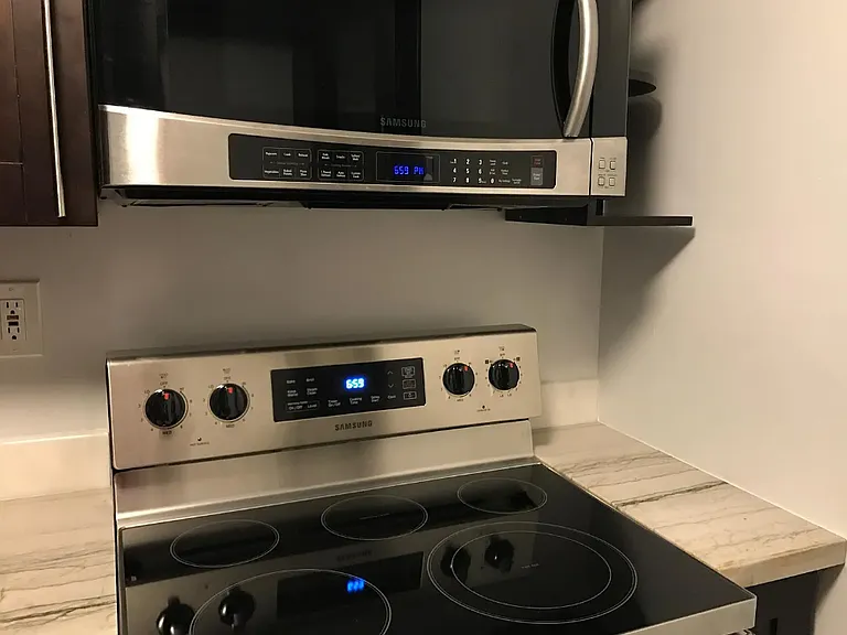 428 SW 5th Ave #101 — Photo 12