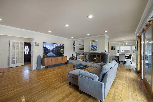 Sold by Revived Residential | media 6