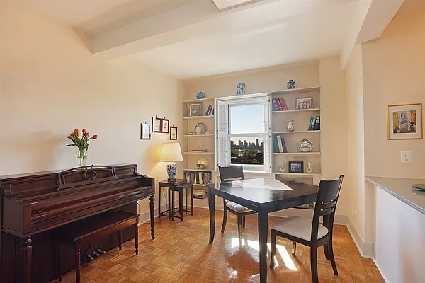 Sold by Corcoran | media 19