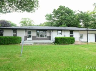 201 Timberlan Rd, Metamora, IL 61548