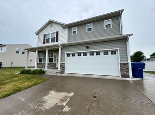 1610 Westport Dr, Davenport, IA 52804