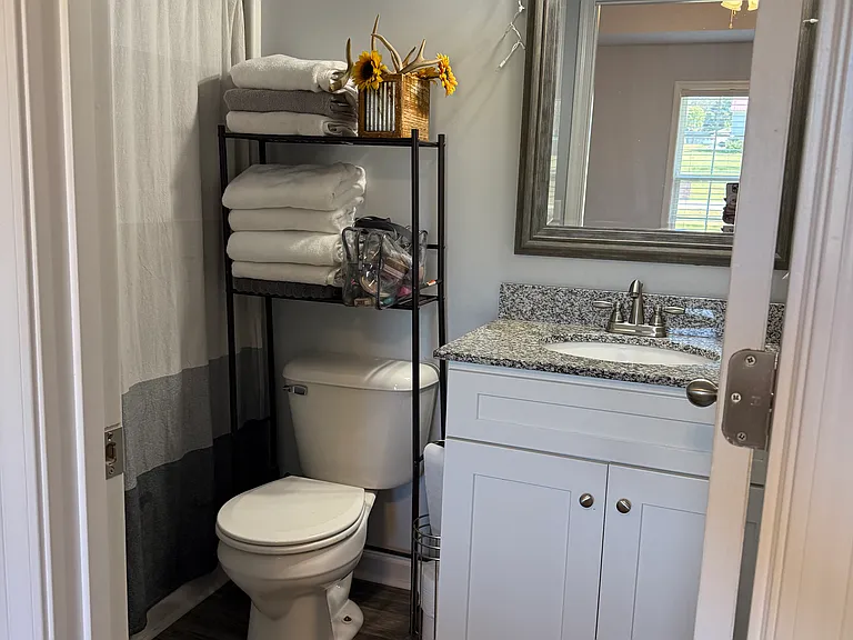3615 Wynwood Dr — Photo 5