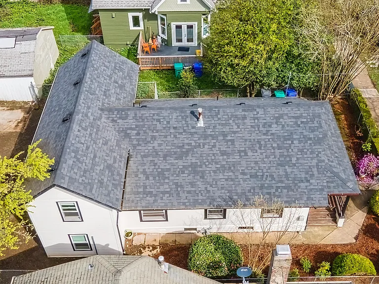 4313 N Kerby Ave — Photo 3
